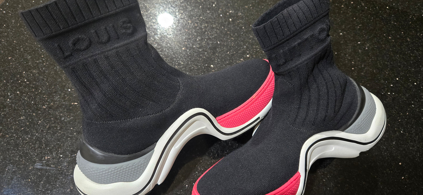 Louis Vuitton Stretch Archlight Sock Sneakers (7.5)