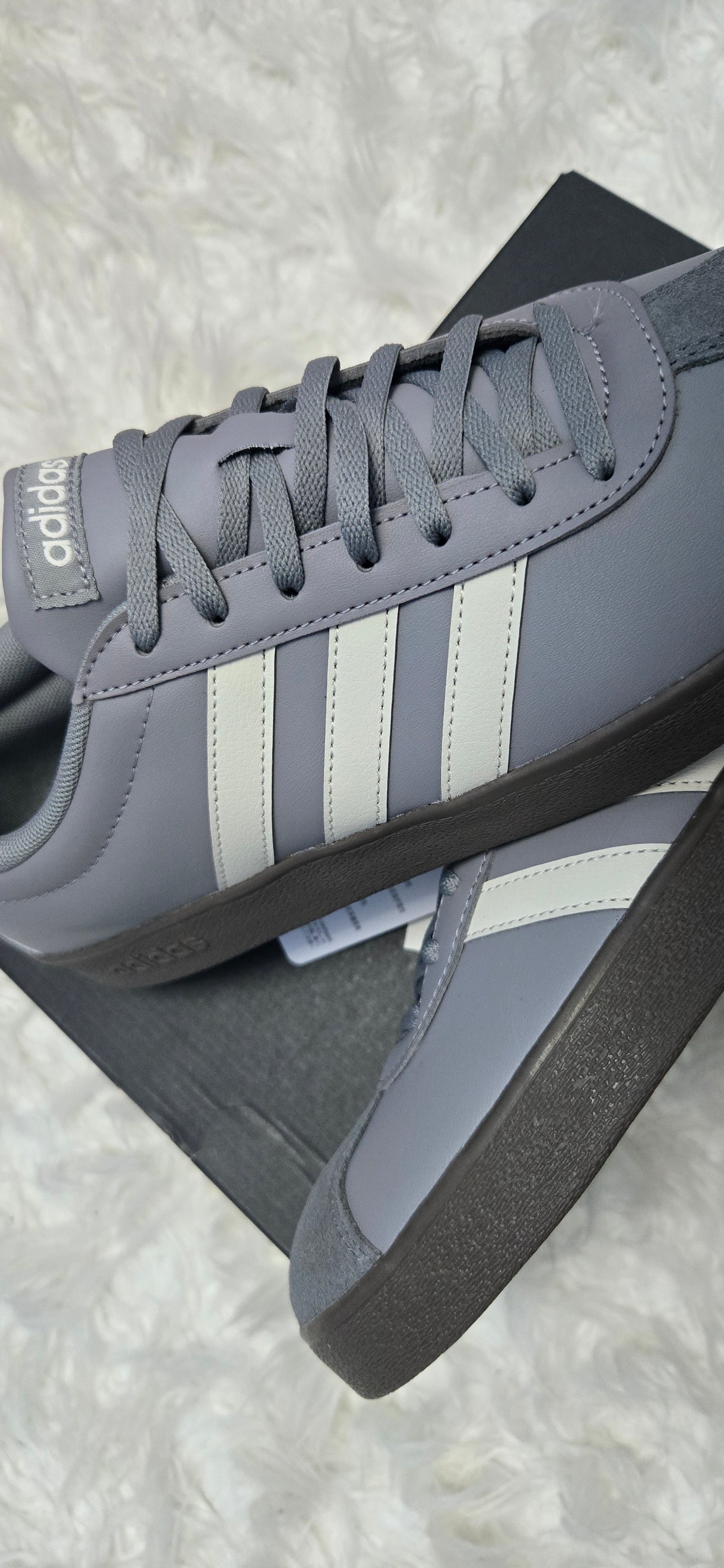 Court Base Adidas ( 9 )